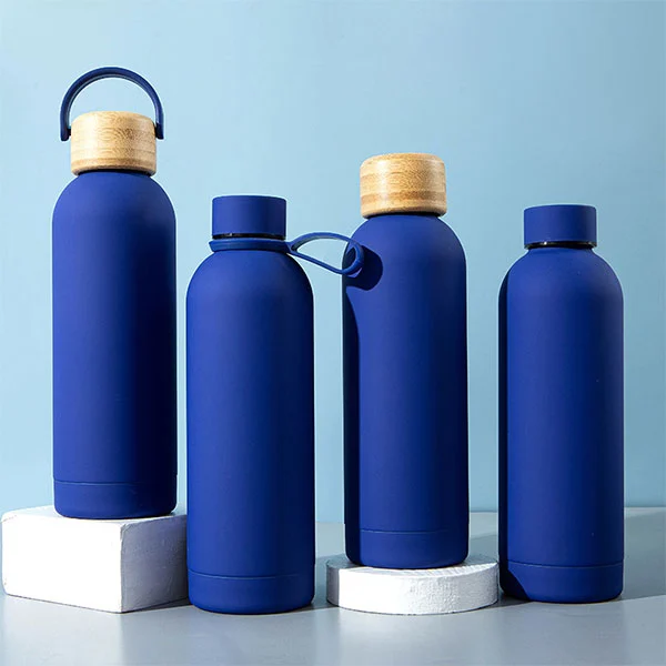 Kudike Pantone түсінің қатаң сәйкестігімен 20 күн ішінде Boost Juice үшін 10 000 тапсырыстық өнімді қалай жеткізді?